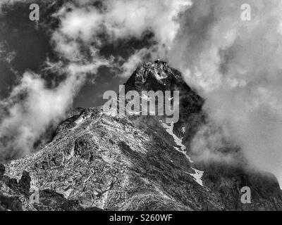 Lomnica pic dans les Hautes Tatras, en Slovaquie Banque D'Images