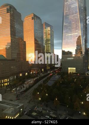 New York, World Trade Center Memorial Park Banque D'Images