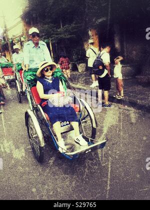 Tourisme à cheval autour d'Asie Hoi An au Vietnam Banque D'Images