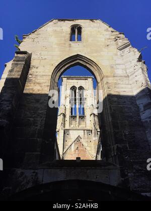 L'église Saint-Pierre-du-Châtel ; church ruins à Rouen, Normandie, France Banque D'Images