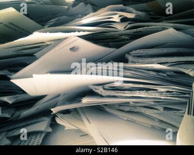 Close up de pieux pf papiers être recyclé Banque D'Images