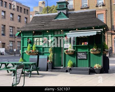 Le refuge pour les hommes de la cabine, Russell Square, London Banque D'Images