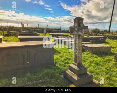 * Plusieurs autres calvaires parsèment front grave yard Banque D'Images