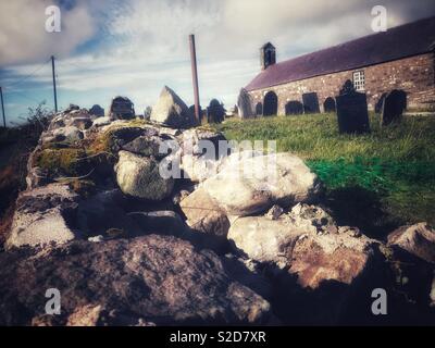 Une vue de près de l'église St.Maelrhys en octobre 2018 Aberdaron Banque D'Images