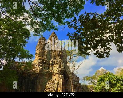 Angkor au Cambodge sur une journée ensoleillée Banque D'Images