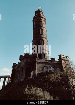 Une vue sur le Monument Nelson sur Carlton Hill Edinburgh Banque D'Images