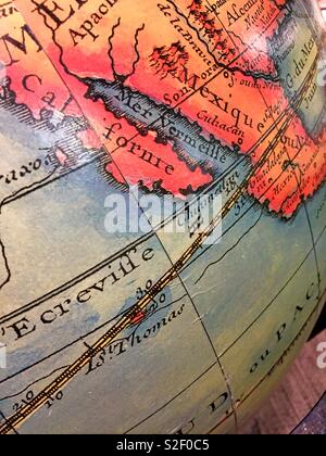 Close up of a vintage globe Banque D'Images