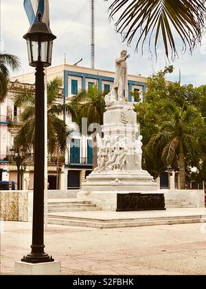 Jose Marti Statue en Parque Central à La Havane Cuba Banque D'Images