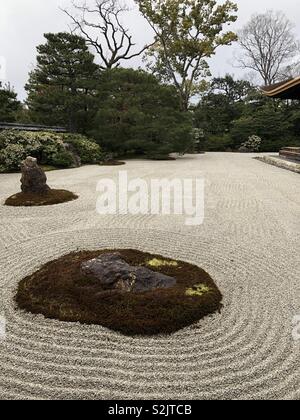 Jardin zen japonais à Kennin-ji à Kyoto Banque D'Images