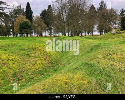 La Première Guerre mondiale réelle des tranchées au Beaumont-Hamel War Memorial de Terre-Neuve, Normandie, France. Banque D'Images