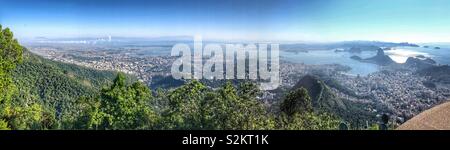 Vue panoramique de Rio de Janeiro du Corcovado. Banque D'Images