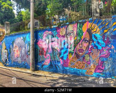 Street art urbain multicolores à Rio de Janeiro, Brésil. Banque D'Images