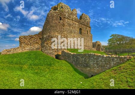 Château de Ogmore Bridgend ours dans le sud du Pays de Galles. C'est une ruine d'un château normand construit au début du 12e siècle. Banque D'Images