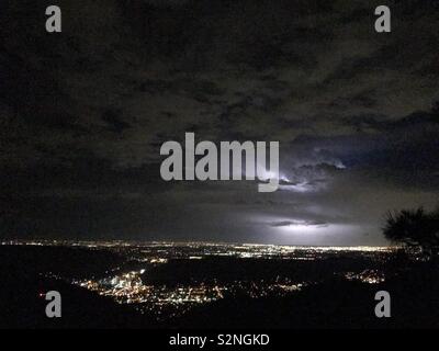 Avis de Lookout Mountain, Colorado le 26/05/19 sur la nuit de tempête Banque D'Images