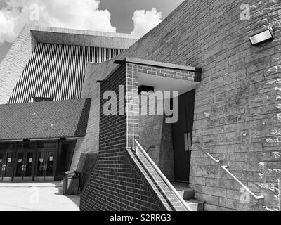 Milieu siècle conservateur moderne des salles de conférence à l'Université de l'Alberta Banque D'Images