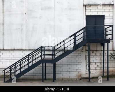 Escalier en métal Banque D'Images