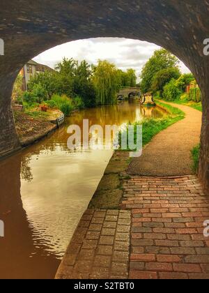 Et Shropshire Union Canal à Nantwich Uk Banque D'Images