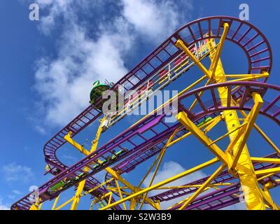 Souris sauvage tour de caboteur de rouleau de Barry Island Pleasure Park, dans le sud du Pays de Galles. Banque D'Images