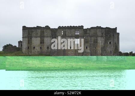 Château de Carew à Pembrokeshire, Pays de Galles de l'Ouest. Un château normand construit autour de 1100. Banque D'Images