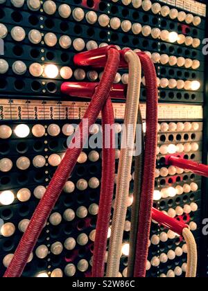 Vintage années 50, standard téléphonique manuel, USA Banque D'Images