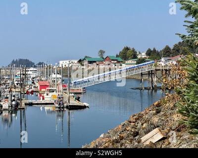 Ville et le port, Seldovia Kachemak Bay, Alaska. Banque D'Images