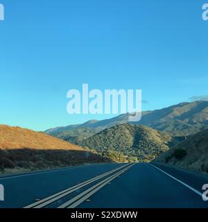 La State Route 154, également connu sous le nom de San Marcos Pass Road, Santa Ynez Valley, California, United States Banque D'Images
