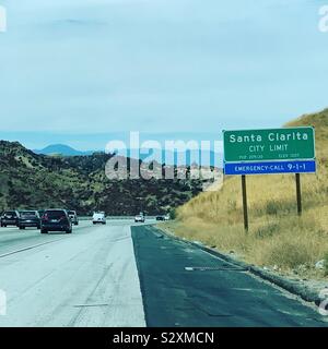 Panneau indicateur de la ville de Santa Clarita, Los Angeles County, Californie, États-Unis Banque D'Images