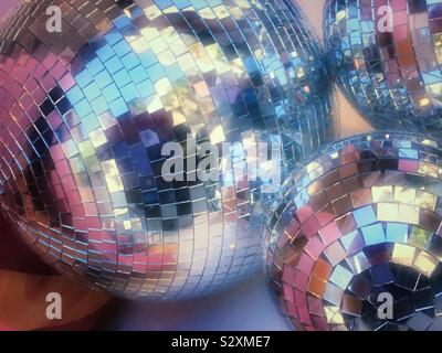 Close up d'argent cuir boules disco, USA Banque D'Images