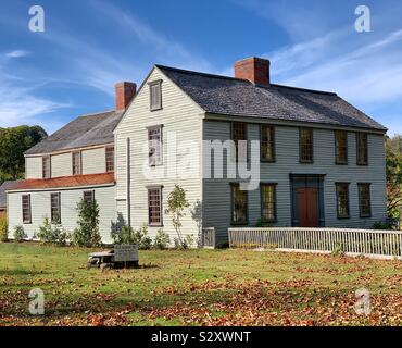 Vue d'automne d'une maison à Conway, Massachusetts, United States Banque D'Images