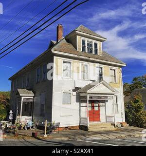 Septembre voir d'une maison à Conway, Massachusetts, United States Banque D'Images