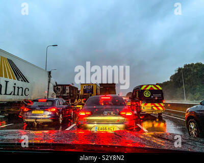 La congestion du trafic sur l'autoroute M62, près de Manchester dans le Lancashire Banque D'Images