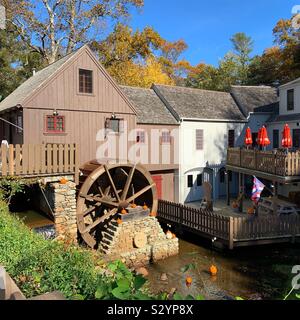 Plimoth Jenney Grist Mill at Pond, Plymouth, Massachusetts, United States Banque D'Images
