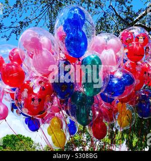 Ballons dans Disney World, Anaheim, Californie, USA. Banque D'Images