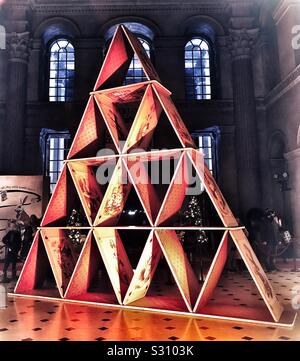 Château de cartes à l'Alice dans le Palais Le Palais de Blenheim à Noël 2019 Banque D'Images