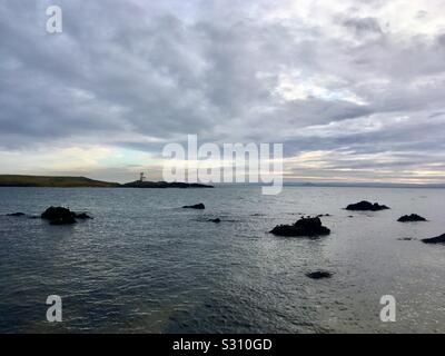 Beaux nuages sur Elie Ness phare sur le Firth of Forth, East Neuk, Ecosse Banque D'Images