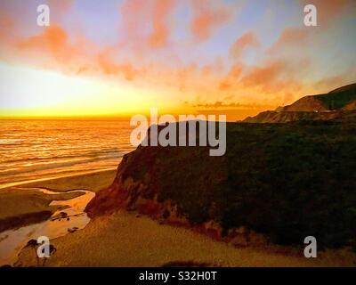 Coucher de soleil à la plage de monterra Californie Banque D'Images