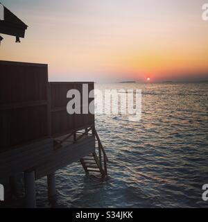 Magnifiques couchers de soleil aux Maldives Banque D'Images