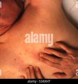 L'homme obtient un massage doux Banque D'Images