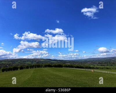 Vue vers Ilkley Moor depuis Otley Chevin West Yorkshire Banque D'Images