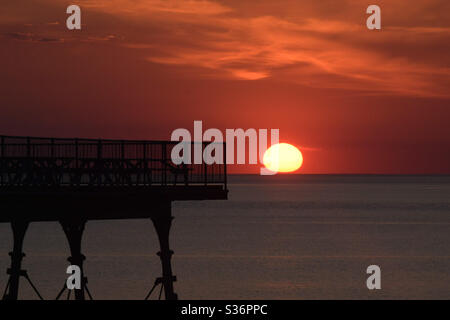 Aberystwyth, pays de Galles de l'Ouest, Royaume-Uni. Dimanche 31 mai 2020. News: Un magnifique coucher de soleil à Aberystwyth. ©️Rose Voon/Alay Live News Banque D'Images