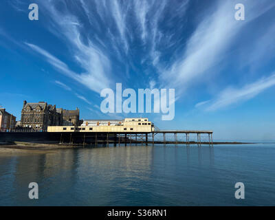 Aberystwyth, pays de Galles de l'Ouest, Royaume-Uni. Mardi 2 juin 2020. News: Un jour chaud ensoleillé quand les températures atteignent 19 degrés.©️Rose Voon/ Alamy Live News. Banque D'Images