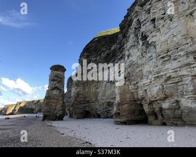 Marsden Beach à South Shields, en soirée d'été. Banque D'Images