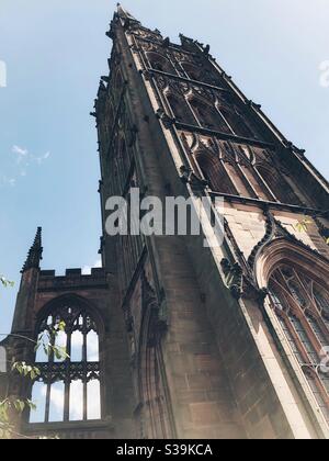 La cathédrale de Coventry, l'église de la cathédrale Saint-Michel, a été bombardée pendant la Seconde Guerre mondiale. Banque D'Images