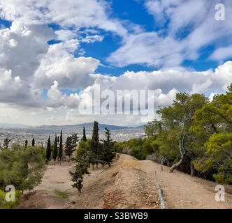 Des nuages magnifiques au-dessus d'Athènes, de la Grèce, de l'Europe Banque D'Images