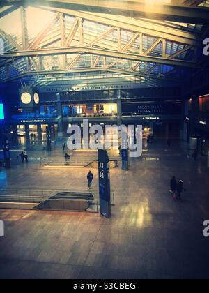 Le Daniel Patrick Moynihan train Hall est situé dans le bureau de poste de Foley, à côté de Penn Station, NYC, USA Banque D'Images