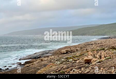 Rochers de granit à Cape Leeuwin Océan Indien Australie occidentale Banque D'Images