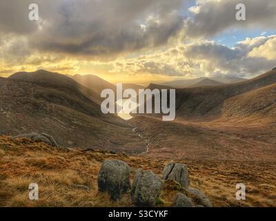 Coucher de soleil sur Silent Valley Banque D'Images