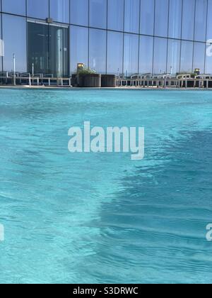Octobre 2020. Dans la partie extérieure de la piscine intérieure/extérieure Eclipse, Ocean Casino Resort, Atlantic City, New Jersey, États-Unis Banque D'Images