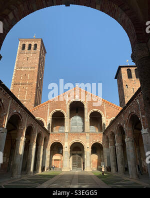 Basilique de S. Ambrogio. Milan, Italie. Banque D'Images