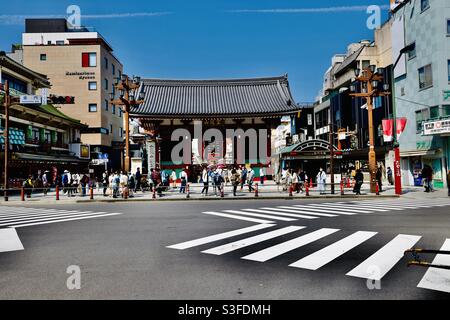 Asakusa Kaminarimon est célèbre à Asakusa. C'est l'une des entrées du temple Sensoji, situé à Asakusa, Tokyo, Japon. Banque D'Images